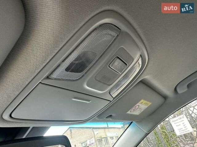 Синій Кіа Niro, об'ємом двигуна 0 л та пробігом 170 тис. км за 18300 $, фото 29 на Automoto.ua