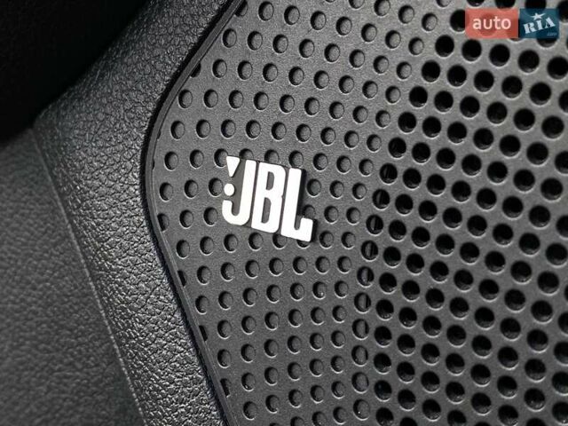 Синій Кіа Niro, об'ємом двигуна 0 л та пробігом 106 тис. км за 21900 $, фото 35 на Automoto.ua