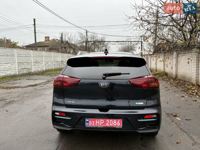 Синий Киа Niro, объемом двигателя 0 л и пробегом 115 тыс. км за 19900 $, фото 7 на Automoto.ua
