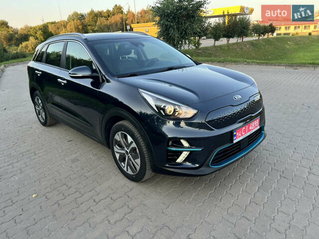 Синій Кіа Niro, об'ємом двигуна 0 л та пробігом 112 тис. км за 19500 $, фото 85 на Automoto.ua