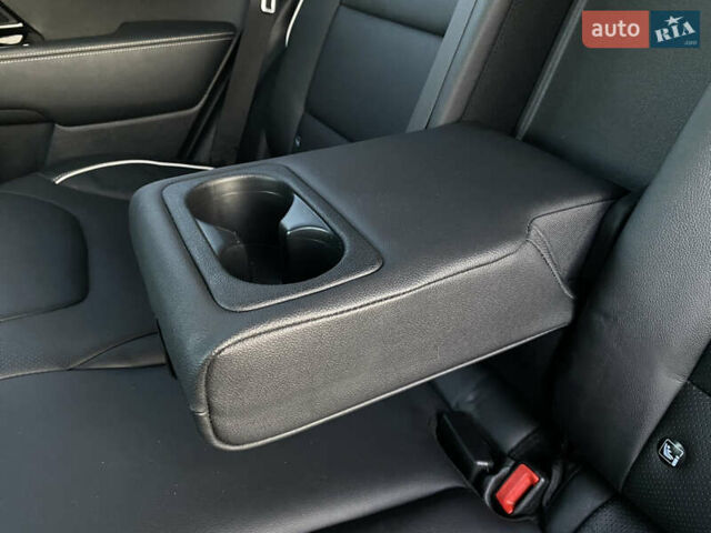 Синій Кіа Niro, об'ємом двигуна 0 л та пробігом 106 тис. км за 21900 $, фото 91 на Automoto.ua