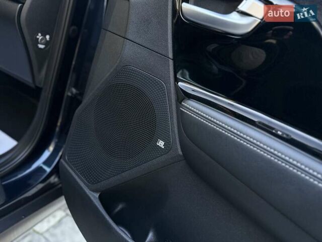 Синий Киа Niro, объемом двигателя 0 л и пробегом 78 тыс. км за 20950 $, фото 99 на Automoto.ua