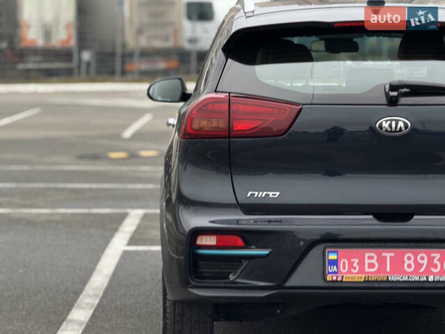 Синій Кіа Niro, об'ємом двигуна 0 л та пробігом 133 тис. км за 18900 $, фото 26 на Automoto.ua