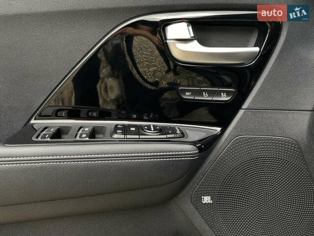 Синий Киа Niro, объемом двигателя 0 л и пробегом 119 тыс. км за 20800 $, фото 31 на Automoto.ua