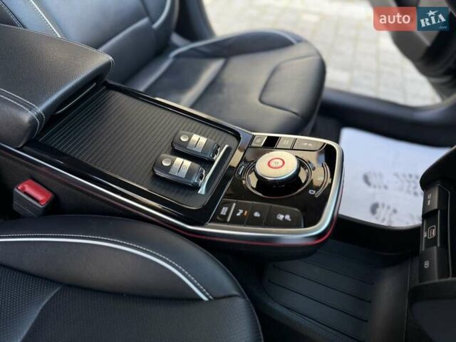 Синий Киа Niro, объемом двигателя 0 л и пробегом 78 тыс. км за 20950 $, фото 94 на Automoto.ua