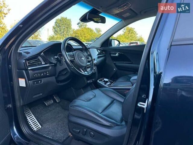 Синий Киа Niro, объемом двигателя 0 л и пробегом 58 тыс. км за 22900 $, фото 28 на Automoto.ua