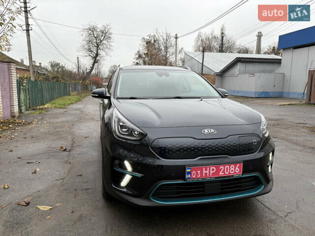 Синий Киа Niro, объемом двигателя 0 л и пробегом 115 тыс. км за 19900 $, фото 1 на Automoto.ua