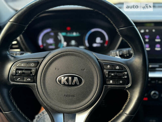 Синій Кіа Niro, об'ємом двигуна 0 л та пробігом 81 тис. км за 19699 $, фото 32 на Automoto.ua
