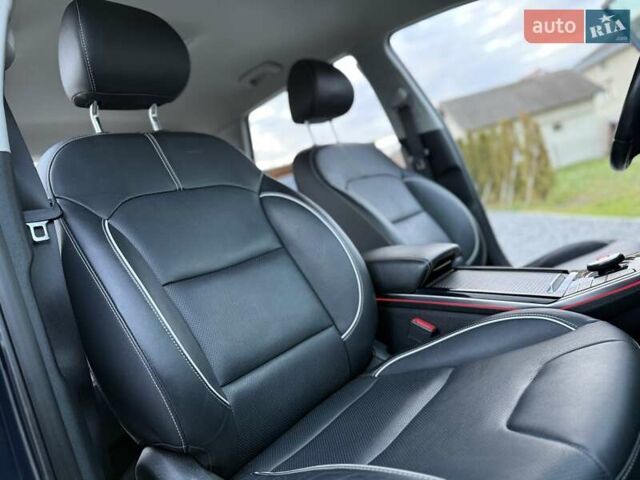 Синій Кіа Niro, об'ємом двигуна 0 л та пробігом 81 тис. км за 19350 $, фото 82 на Automoto.ua