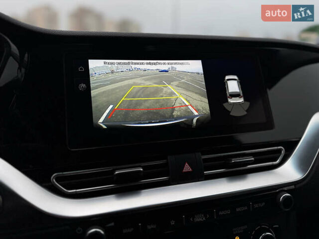 Синій Кіа Niro, об'ємом двигуна 0 л та пробігом 133 тис. км за 18900 $, фото 5 на Automoto.ua