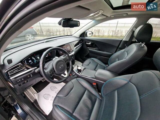 Синий Киа Niro, объемом двигателя 0 л и пробегом 173 тыс. км за 17700 $, фото 17 на Automoto.ua