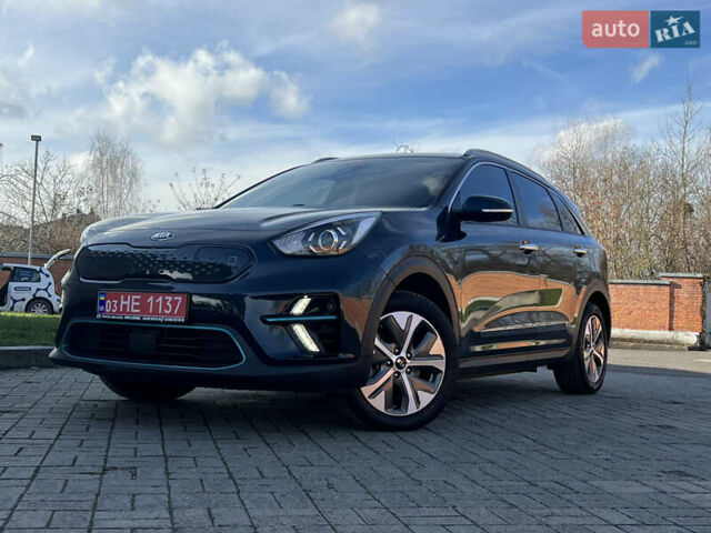 Синий Киа Niro, объемом двигателя 0 л и пробегом 92 тыс. км за 18799 $, фото 7 на Automoto.ua