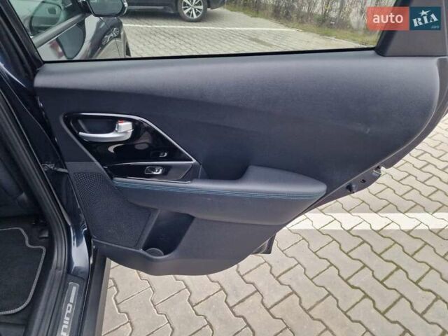 Синий Киа Niro, объемом двигателя 0 л и пробегом 173 тыс. км за 17700 $, фото 45 на Automoto.ua