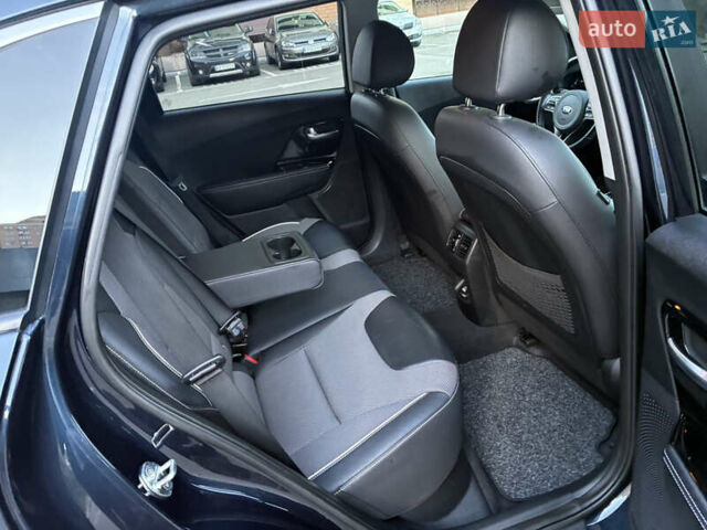 Киа Niro 2020 в Киеве на Automoto.ua Синий Киа Niro, объемом двигателя 0 л и пробегом 131 тыс. км за 17999 $, фото 38 на Automoto.ua