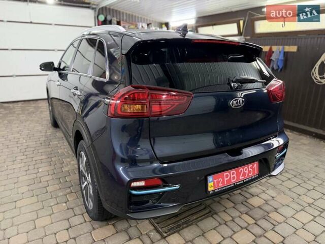 Синій Кіа Niro, об'ємом двигуна 0 л та пробігом 144 тис. км за 18799 $, фото 12 на Automoto.ua