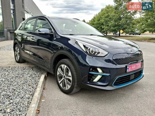 Синий Киа Niro, объемом двигателя 0 л и пробегом 146 тыс. км за 18500 $, фото 1 на Automoto.ua