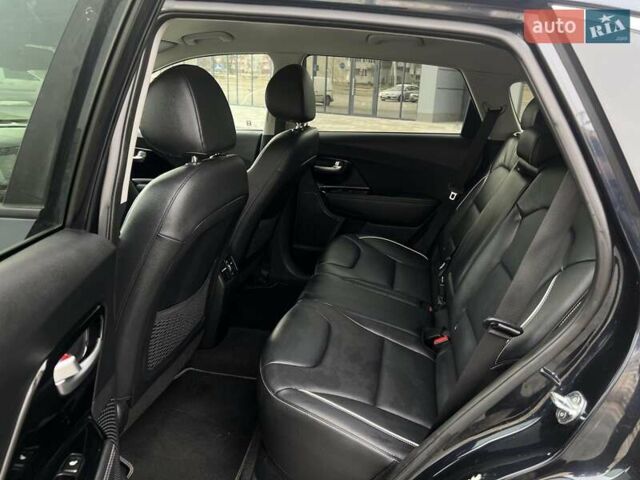 Синий Киа Niro, объемом двигателя 0 л и пробегом 89 тыс. км за 17500 $, фото 54 на Automoto.ua