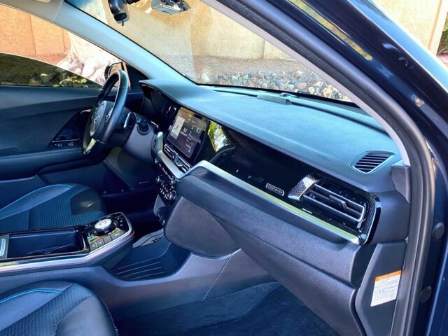 Синий Киа Niro, объемом двигателя 0 л и пробегом 39 тыс. км за 13900 $, фото 11 на Automoto.ua
