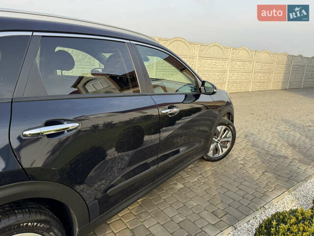 Синий Киа Niro, объемом двигателя 0 л и пробегом 156 тыс. км за 18900 $, фото 16 на Automoto.ua