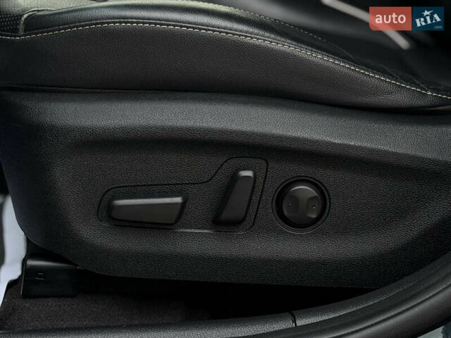 Синий Киа Niro, объемом двигателя 0 л и пробегом 135 тыс. км за 18999 $, фото 49 на Automoto.ua