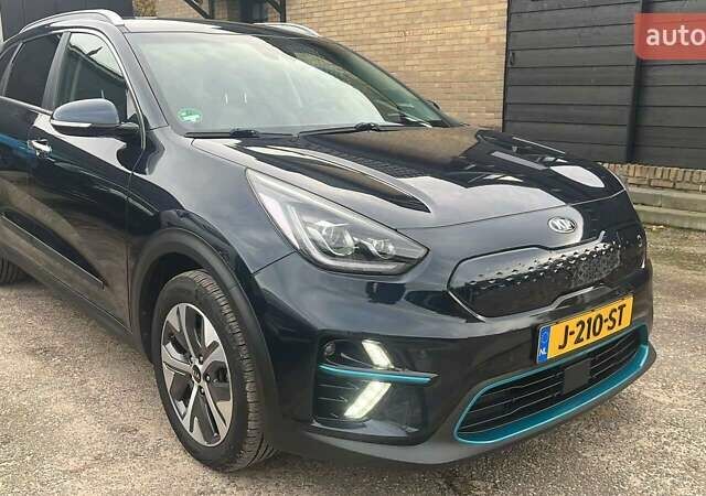 Синий Киа Niro, объемом двигателя 0 л и пробегом 173 тыс. км за 18700 $, фото 23 на Automoto.ua