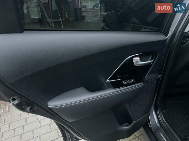 Синій Кіа Niro, об'ємом двигуна 0 л та пробігом 139 тис. км за 18500 $, фото 20 на Automoto.ua