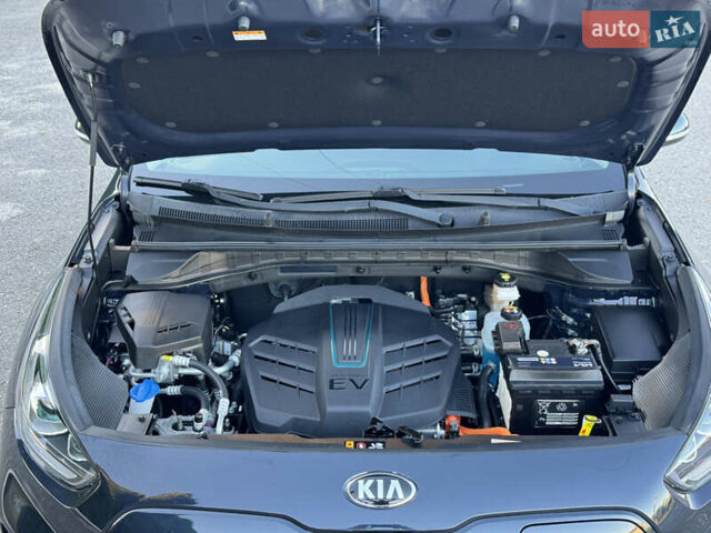Синий Киа Niro, объемом двигателя 0 л и пробегом 138 тыс. км за 17800 $, фото 59 на Automoto.ua