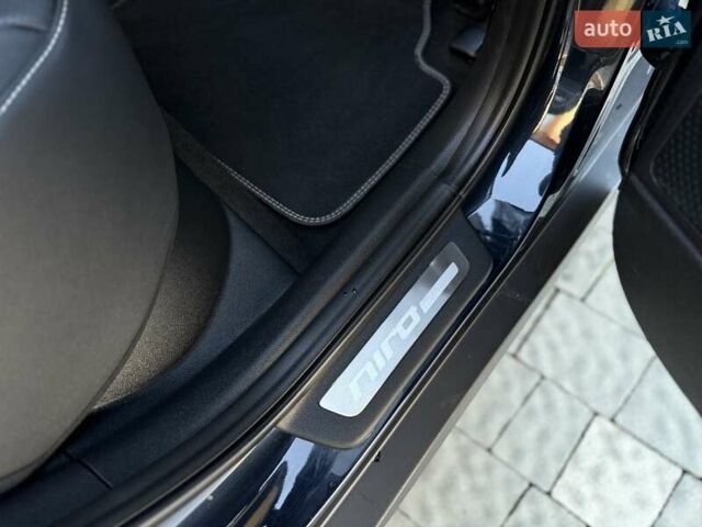 Синий Киа Niro, объемом двигателя 0 л и пробегом 78 тыс. км за 20950 $, фото 108 на Automoto.ua