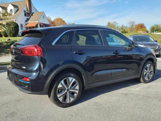 Синій Кіа Niro, об'ємом двигуна 0 л та пробігом 45 тис. км за 9500 $, фото 3 на Automoto.ua