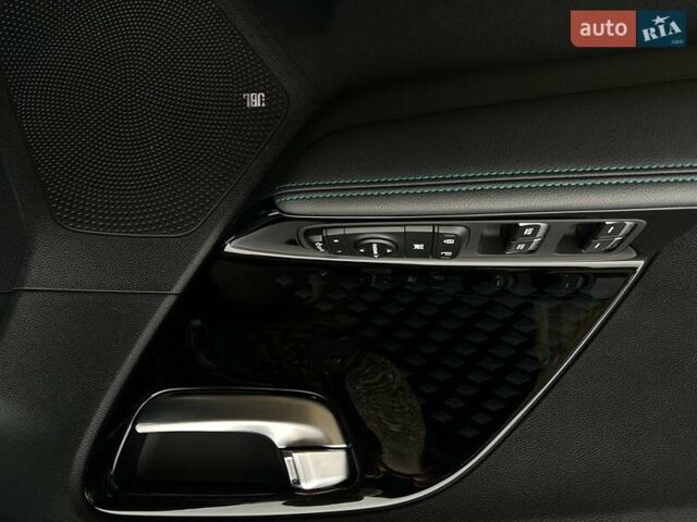 Синій Кіа Niro, об'ємом двигуна 0 л та пробігом 32 тис. км за 23900 $, фото 3 на Automoto.ua