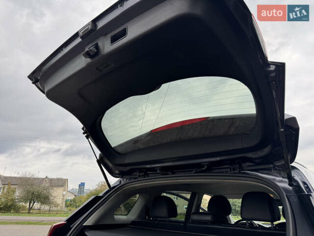 Синий Киа Niro, объемом двигателя 0 л и пробегом 156 тыс. км за 18900 $, фото 31 на Automoto.ua