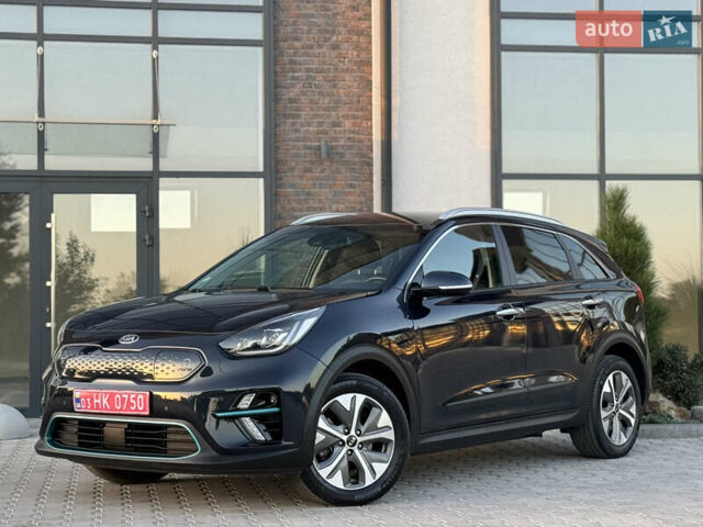 Синий Киа Niro, объемом двигателя 0 л и пробегом 129 тыс. км за 18800 $, фото 1 на Automoto.ua