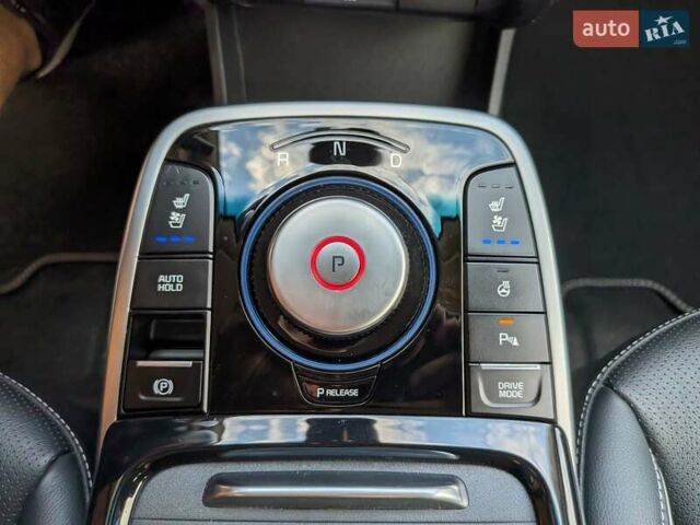 Киа Niro 2020 в Луцке на Automoto.ua Синий Киа Niro, объемом двигателя 0 л и пробегом 157 тыс. км за 19700 $, фото 35 на Automoto.ua