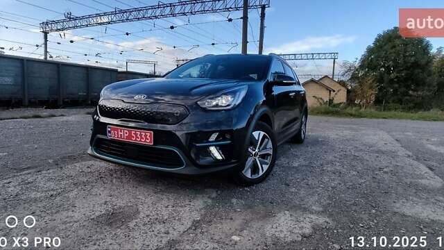 Киа Niro 2020 в Городке на Automoto.ua Синий Киа Niro, объемом двигателя 0 л и пробегом 135 тыс. км за 19856 $, фото 5 на Automoto.ua