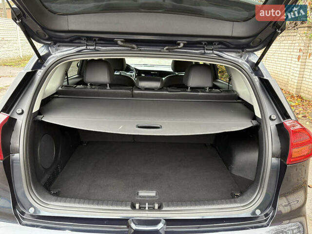 Синий Киа Niro, объемом двигателя 0 л и пробегом 115 тыс. км за 19900 $, фото 62 на Automoto.ua