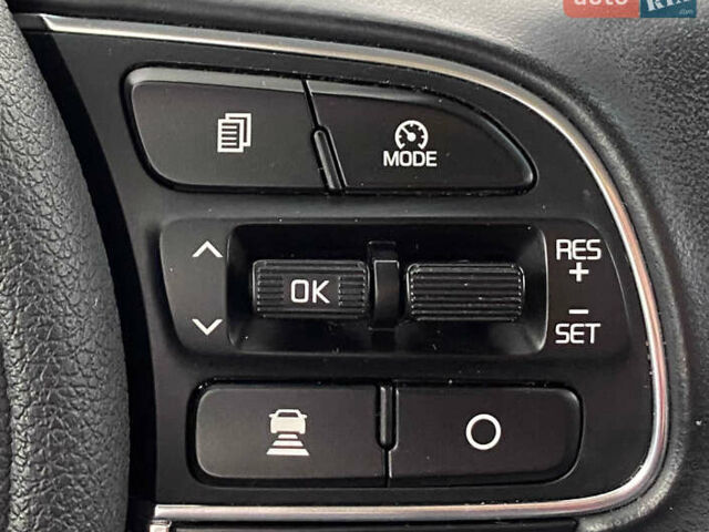Синий Киа Niro, объемом двигателя 0 л и пробегом 100 тыс. км за 20950 $, фото 15 на Automoto.ua