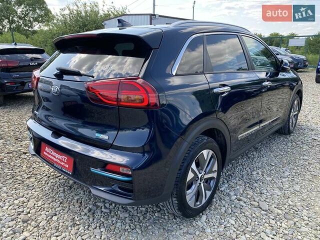 Синій Кіа Niro, об'ємом двигуна 0 л та пробігом 75 тис. км за 23900 $, фото 13 на Automoto.ua