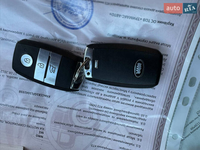 Синій Кіа Niro, об'ємом двигуна 0 л та пробігом 170 тис. км за 17999 $, фото 58 на Automoto.ua