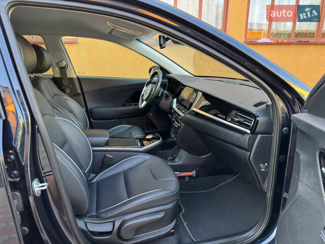 Синій Кіа Niro, об'ємом двигуна 0 л та пробігом 130 тис. км за 18199 $, фото 55 на Automoto.ua