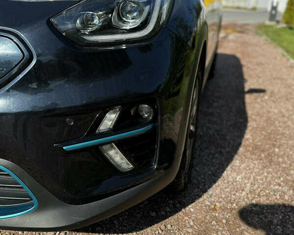 Синій Кіа Niro, об'ємом двигуна 0 л та пробігом 81 тис. км за 19699 $, фото 7 на Automoto.ua
