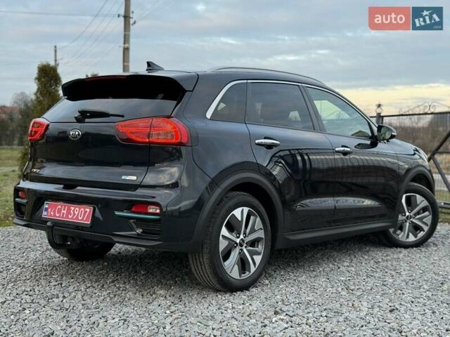 Синій Кіа Niro, об'ємом двигуна 0 л та пробігом 81 тис. км за 19350 $, фото 40 на Automoto.ua