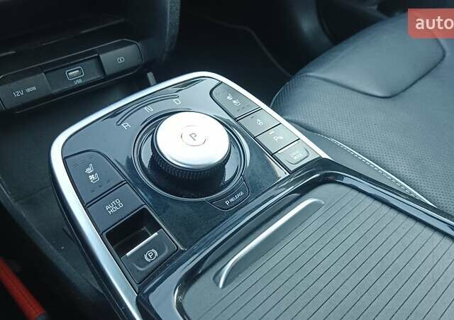 Киа Niro 2020 в Львове на Automoto.ua Синий Киа Niro, объемом двигателя 0 л и пробегом 149 тыс. км за 19900 $, фото 34 на Automoto.ua
