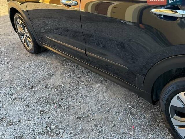 Синий Киа Niro, объемом двигателя 0 л и пробегом 138 тыс. км за 18350 $, фото 5 на Automoto.ua