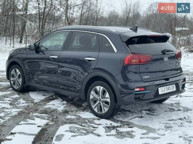 Синій Кіа Niro, об'ємом двигуна 0 л та пробігом 134 тис. км за 19300 $, фото 22 на Automoto.ua