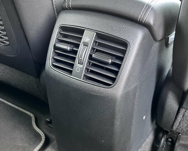 Синий Киа Niro, объемом двигателя 0 л и пробегом 126 тыс. км за 18548 $, фото 37 на Automoto.ua