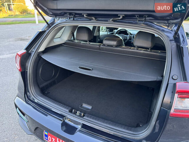 Синий Киа Niro, объемом двигателя 0 л и пробегом 138 тыс. км за 17800 $, фото 62 на Automoto.ua