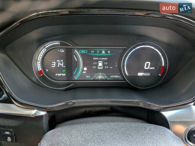 Киа Niro 2020 в Луцке на Automoto.ua Синий Киа Niro, объемом двигателя 0 л и пробегом 157 тыс. км за 19700 $, фото 50 на Automoto.ua