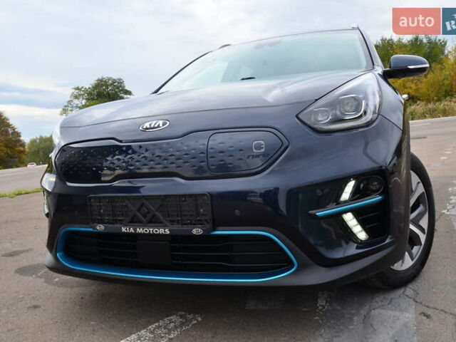 Киа Niro 2020 в Дрогобыче на Automoto.ua Синий Киа Niro, объемом двигателя 0 л и пробегом 81 тыс. км за 19550 $, фото 1 на Automoto.ua