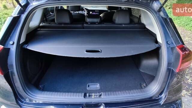 Киа Niro 2020 в Городке на Automoto.ua Синий Киа Niro, объемом двигателя 0 л и пробегом 135 тыс. км за 19856 $, фото 41 на Automoto.ua