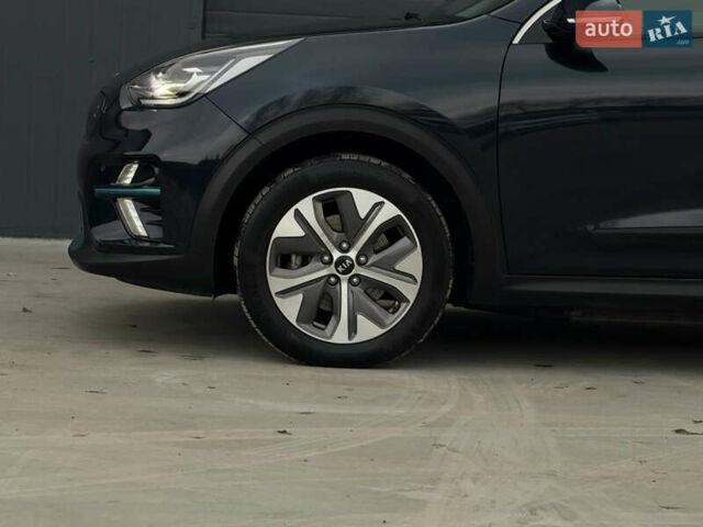 Синий Киа Niro, объемом двигателя 0 л и пробегом 135 тыс. км за 18999 $, фото 22 на Automoto.ua